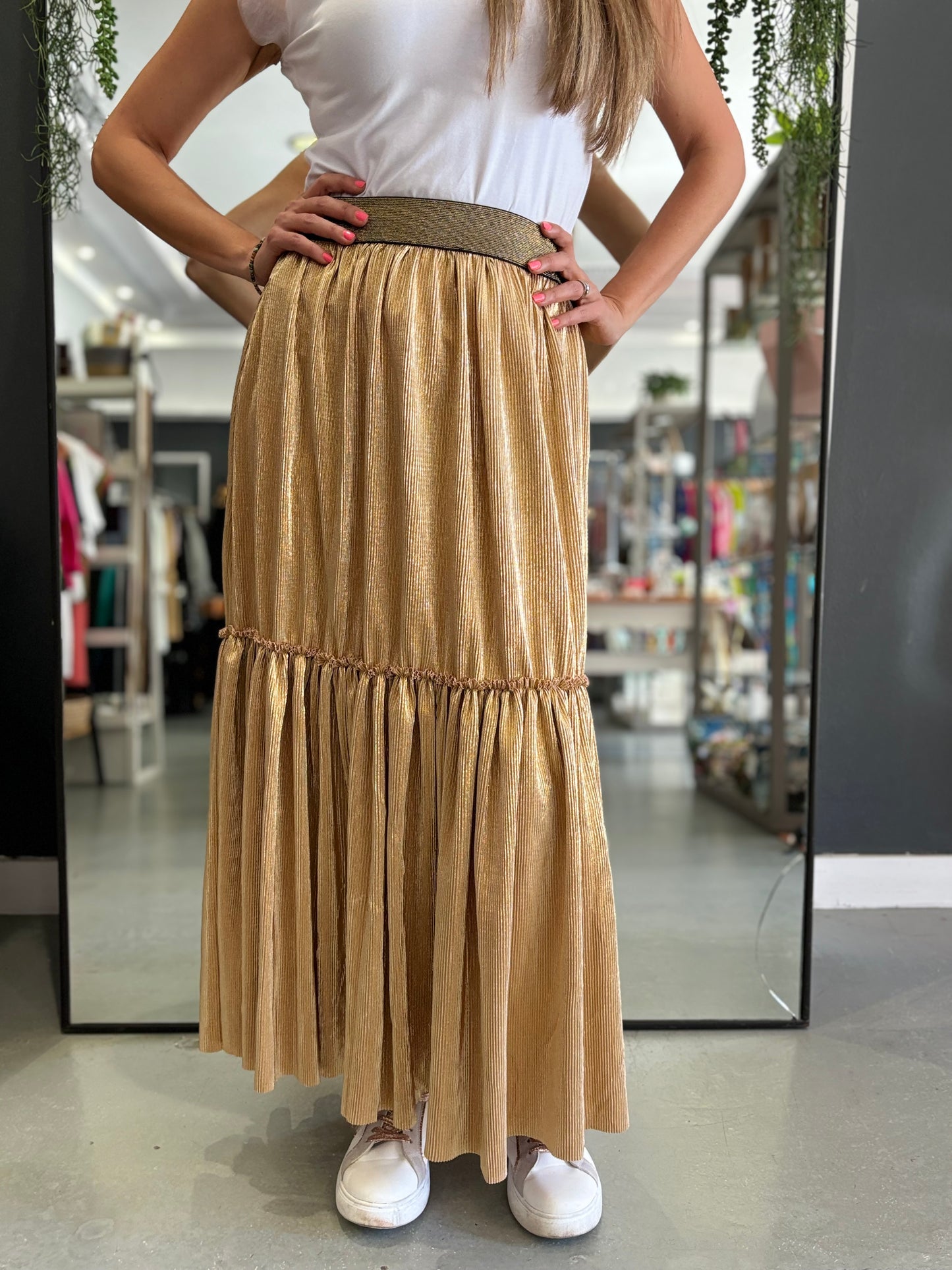 GOLD PLEAT SKIRT